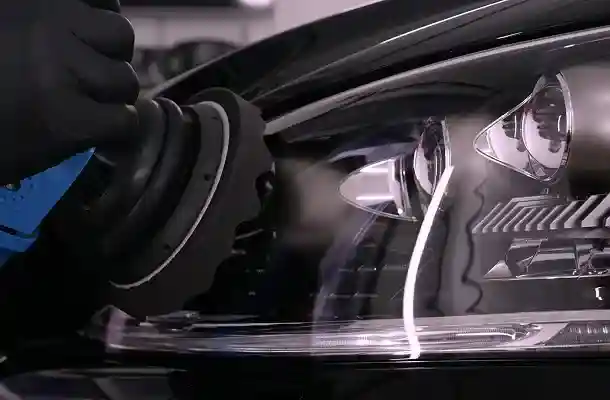 Изображение-полировка фар