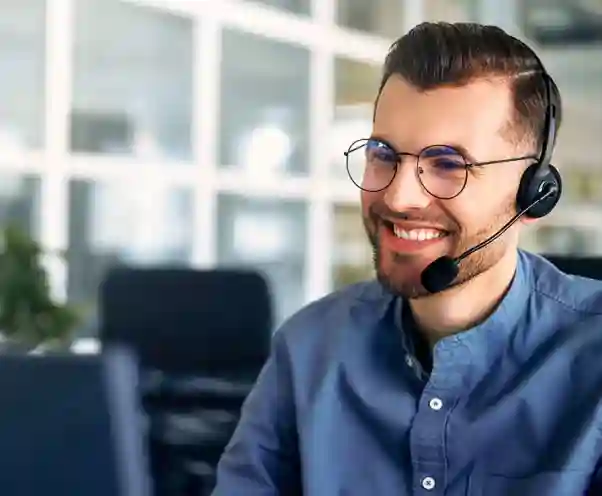 Изображение-бесплатная консультация по поврежденному автомобильному стеклу