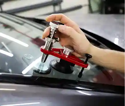 Изображение-качественный ремонт трещин и сколов опытным персоналом